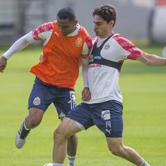 Lista la alineación de Chivas para enfrentar a Monarcas