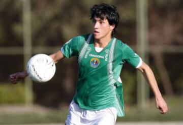 Carlos Ross tuvo que hacer el camino largo. Salió de Audax a préstamo, luego fue a O'Higgins y La Calera, y ahora lucha por hacerse un lugar en el Hapoel Nazareth de Israel