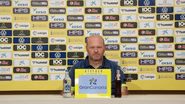Pepe Mel en rueda de prensa