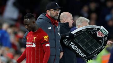 Klopp realiza una sustitución en la Premier.