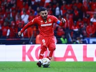 Soccer Football - Liga MX - Final - Second Leg - Toluca v Tigres UANL - Estadio Nemesio Diez, Toluca, Mexico - December 14, 2025 Toluca's Alexis Vega scores a penalty during the shoot-out REUTERS/Eloisa Sanchez