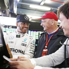 "¿Fichar por Ferrari? Preferiría volar a Marte con Hamilton"