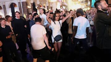 Descontrol en Inglaterra: "Se acerca un nuevo confinamiento"