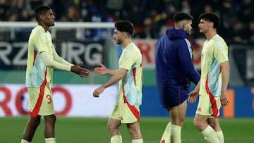 DARMSTADT (Germany), 25/03/2025.- Players of Spain react after the U21 international friendly soccer match between Germany and Spain in Darmstadt, Germany, 25 March 2025. (Futbol, Amistoso, Alemania, España) EFE/EPA/RONALD WITTEK