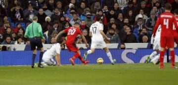 2-1. Iago Aspas marcó el primer tanto sevillista gracias a un centro de Vitolo.