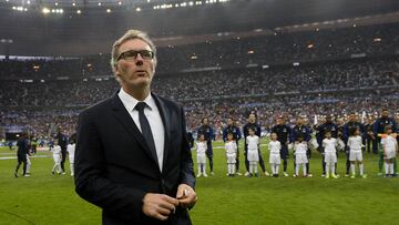 Laurent Blanc, antes de un partido con el PSG.