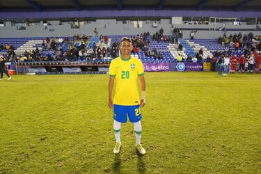 Weslley Patati: "Veo algunas caracter¨ªsticas m¨ªas parecidas a Neymar y Rodrygo"