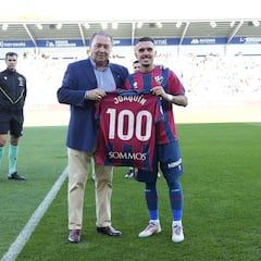 Joaquín se hace centenario