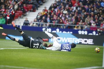 Oblak le hace penalti a Oyarzabal. 