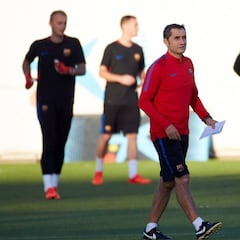 Iniesta, KO para San Mamés: viajan Oriol Busquets y Costas