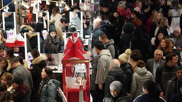 Stores are usually open on Thanksgiving in the build up to Black Friday but covid-19 restrictions have seen some, like Best Buy and Macy's, forced to close.