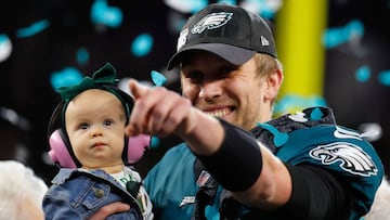 Google: Nick Foles es el nuevo dueño de los New England Patriots