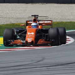 Golpe a Alonso: le cambian el motor y se queda sin evolución