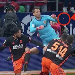 La impactante imagen de los dientes por los aires de Godín