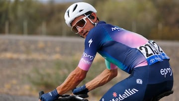 Óscar Sevilla, en una etapa de la Vuelta a San Juan 2023.