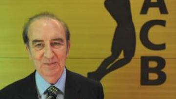 Los clubes 'invitarán' hoy a Portela a dejar el poder