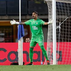 Álvaro Valles busca su lugar en la clandestinidad