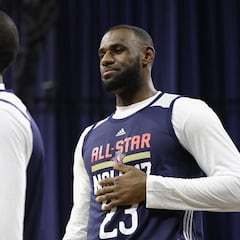¿Fue LeBron quién filtró el deseo de Irving de ser traspasado?