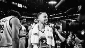Curry destroza el club del 50-40-90: primero con +30pts