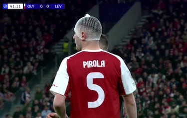 Los mejores memes de la ida del playoff a octavos de la Champions