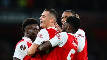 Arsenal asegura su clasificación en Europa League