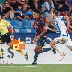 Fabrício Santos se muestra en Orriols