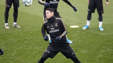 James juega 13' en la Supercopa de España ante el Valencia