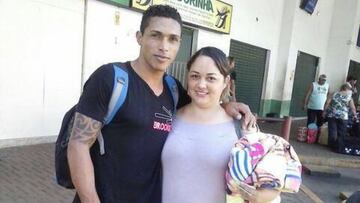 Una madre de trillizos muere por COVID-19 medio año después de la muerte del padre