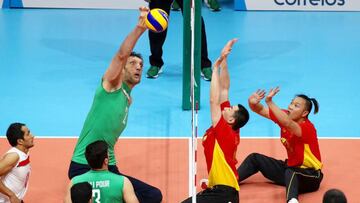 Morteza Mehrzad: El gigantón iraní que domina en voleibol
