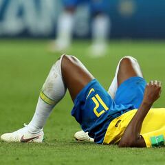 Fernandinho revive el infierno cuatro años después del 1-7