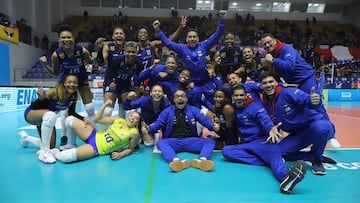 Equipo de la Selección Colombia Femenina de Voleibol.