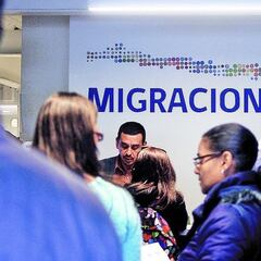 Nueva Ley de Migración en Chile: suman estas 4 causales para expulsar del país a ciudadanos extranjeros