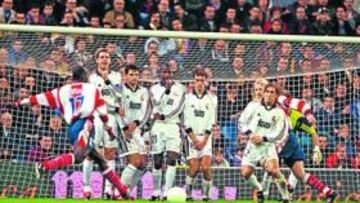 <b>DIEZ AÑOS SIN GANAR AL MADRID. </b> La última alegría rojiblanca data del 30 de octubre de 1999. Morientes marcó en el 8, pero Hasselbaink, con dos goles, y José Mari sellaron la victoria atlética.