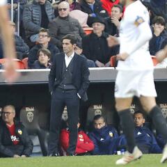 Marcelino: "El club está por encima, no temo por mi puesto"