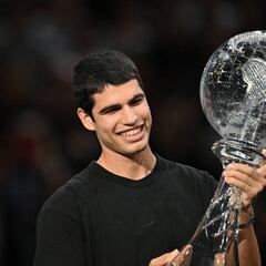 Alcaraz avanza en el Top-20 de los números uno