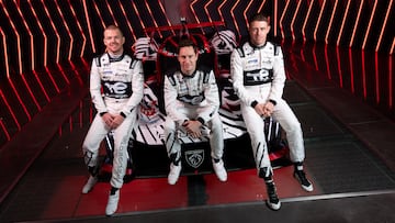 Nick Cassidy, Stoffel Vandoorne y Paul Di Resta, con el 9X8 de Peugeot.