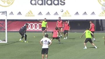 James y Bale se juntan para hacer gol en entreno