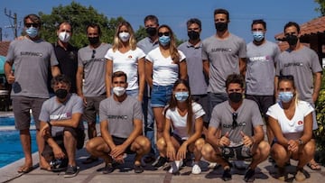 Aritz Aranburu, Jonathan Gonz&aacute;lez, Andy Criere, Nadia Erostarbe, Leti Canales, Garazi Sanchez, Gony Zubizarreta, Ariane Ochoa, Pablo Solar e Ibon Amatriain, la selecci&oacute;n espa&ntilde;ola de surf.