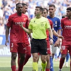 El Real Zaragoza muestra su enfado por el arbitraje sufrido en el Carlos Tartiere