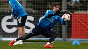 Courtois, en el entrenamiento del Real Madrid.