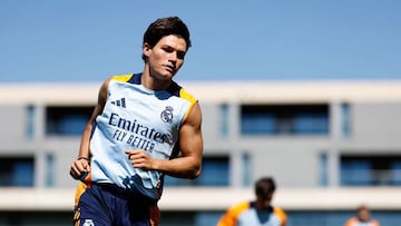 Fran García, en un entrenamiento con el Madrid.