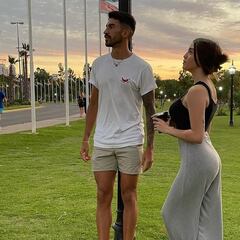 A Lucero lo vinculan con un gigante del continente y su hermana responde