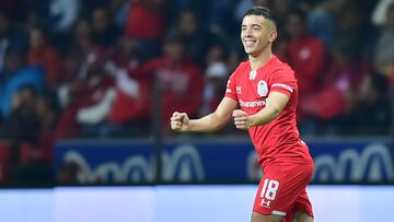 Toluca hace oficial el regreso de Leo Fernández