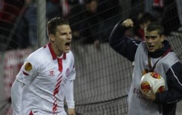 Sevilla-Estoril  Gol 1-0 Gameiro