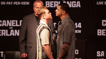 BEVERLY HILLS, CALIFORNIA - AUGUST 06: Canelo Alvarez and Edgar Berlanga face off during a press conference to promote their September 14th fight at The Beverly Hills Hotel � Crystal Ballroom on August 06, 2024 in Beverly Hills, California. Kaelin Mendez/Getty Images/AFP (Photo by Kaelin Mendez / GETTY IMAGES NORTH AMERICA / Getty Images via AFP)
