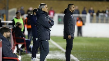 SALAMANCA, 20/12/2022.- El entrenador del Villareal, Quique Setién, durante el encuentro correspondiente a la segunda eliminatoria de la Copa del Rey que Guijuelo y Villarreal disputan hoy martes en Estadio Municipal Luis Ramos, en Guijuelo. EFE/J.M.GARCÍA.
