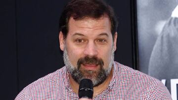 Alfonso Reyes se burla de las predicciones de Fernando Simón
