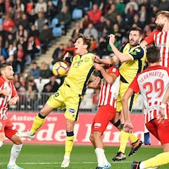 La UD Almería juega mejor ante once que frente a diez