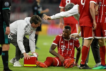 Jerome Boateng had to be changed after suffering an injury.