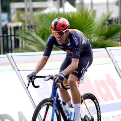 Héctor Álvarez, a las puertas de la medalla en el éxito de Finn